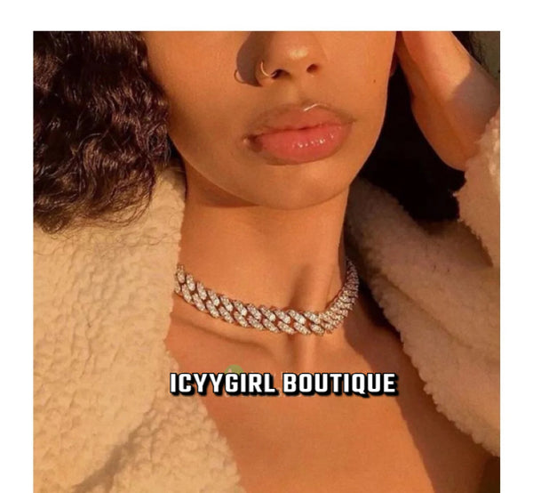 Ice Me out Cuban buss down